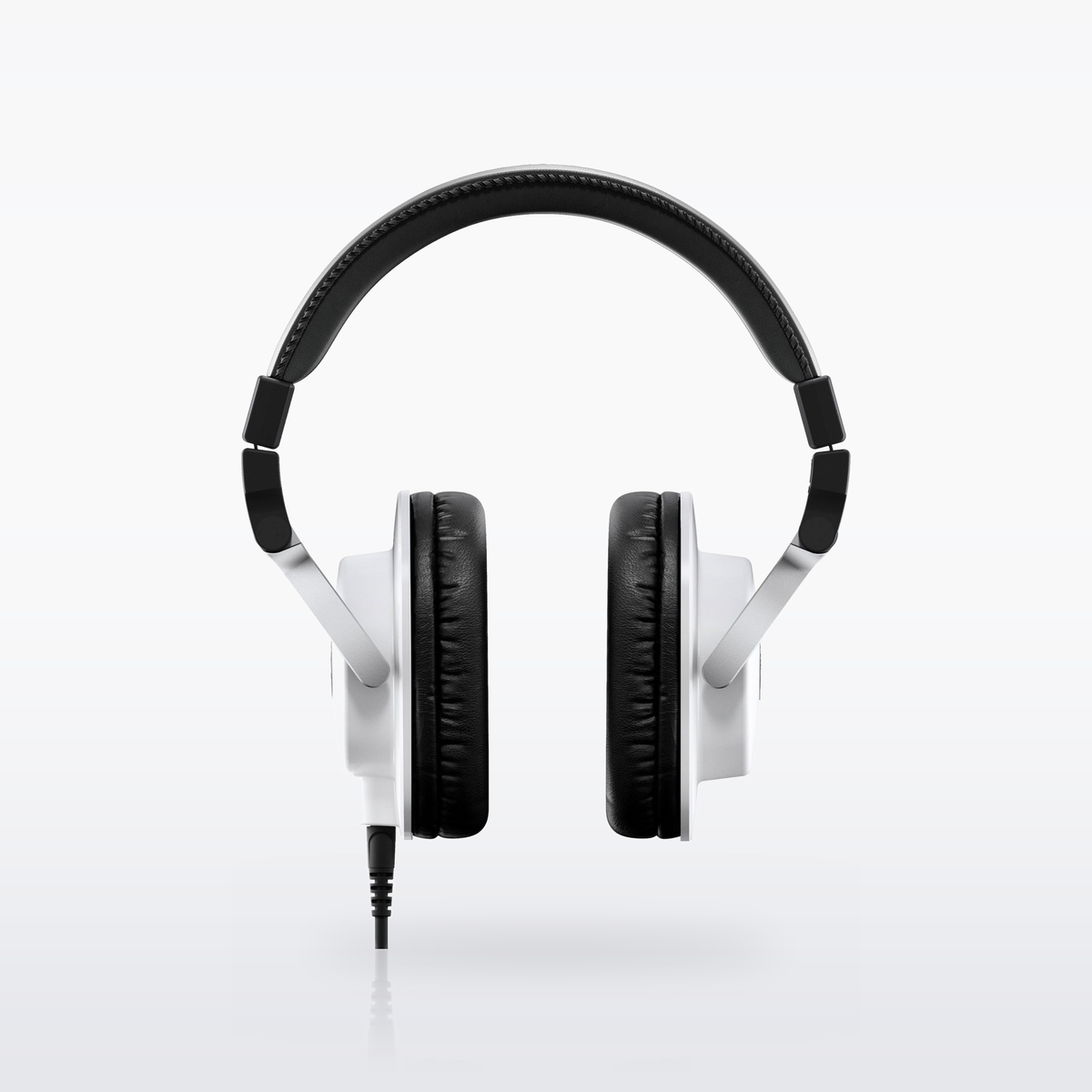 Yamaha HPH-MT5 studio monitor headphones, White, front view