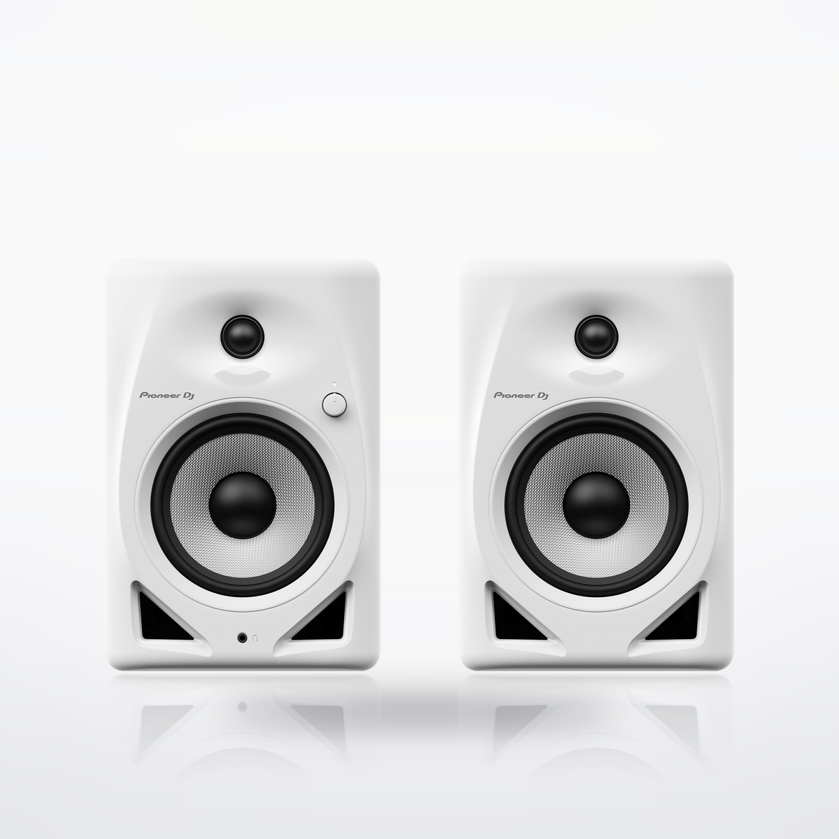 Pioneer DJ DM-50D desktop monitor speakers, White, front