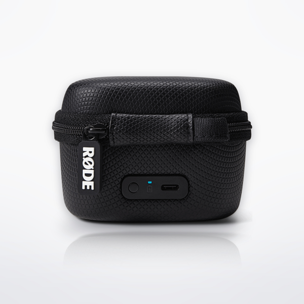 RØDE Charge Case+ for Wireless GO, closed, three-quarter view