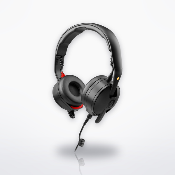 RØDE NTH-50 on-ear headphones with cable, three-quarter left view
