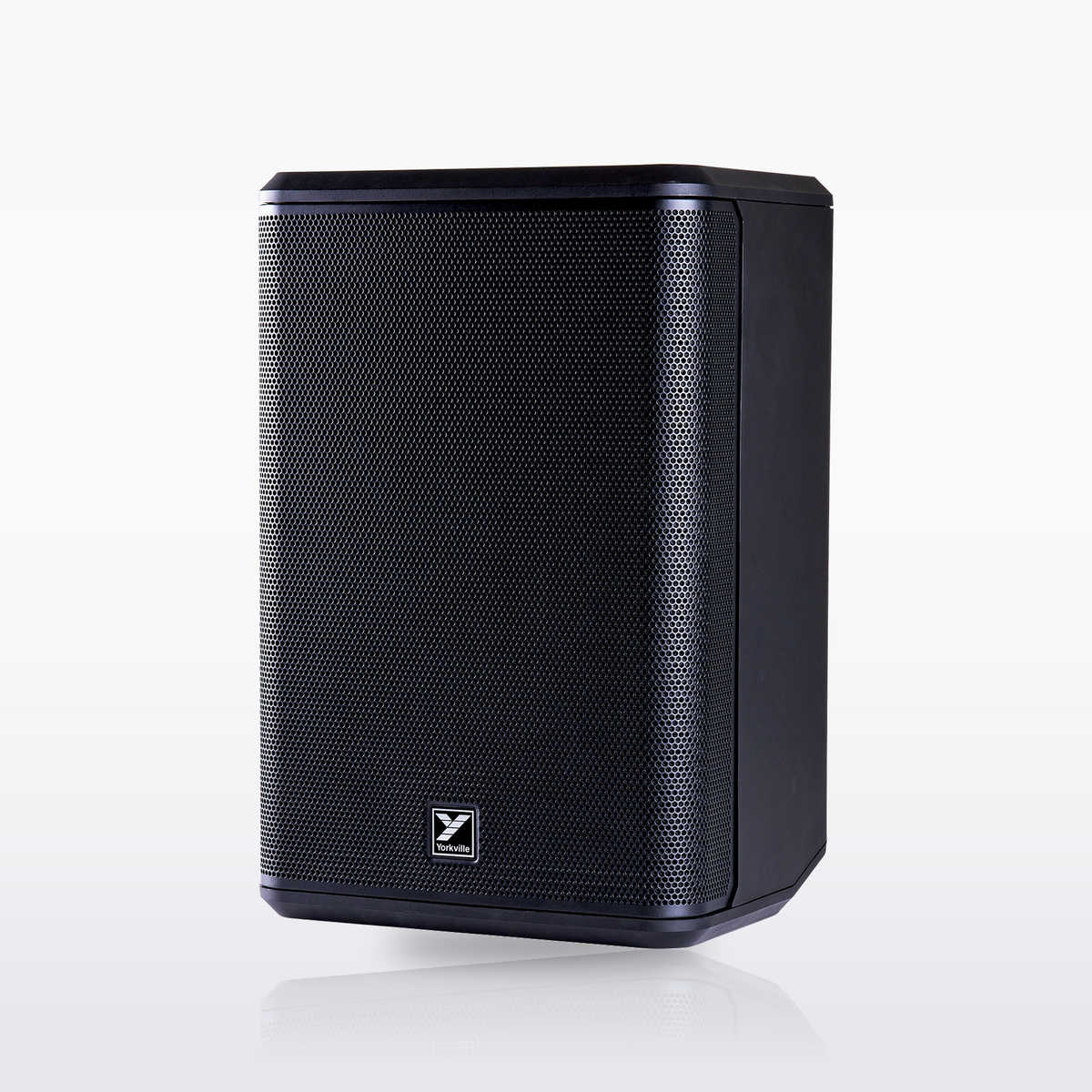 Yorkville EXM Pro10 battery-powered PA speaker, three-quarter right view